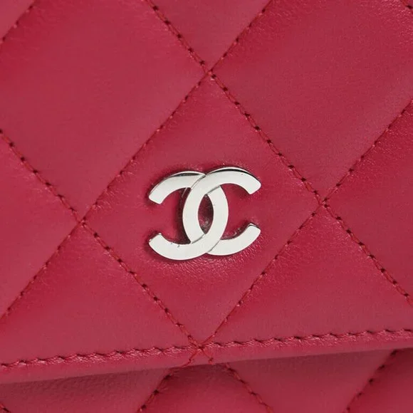 Wallet on Chain WOC Red Quilted Lambskin Leather CC Crossbody Bag - Picture 4 of 7